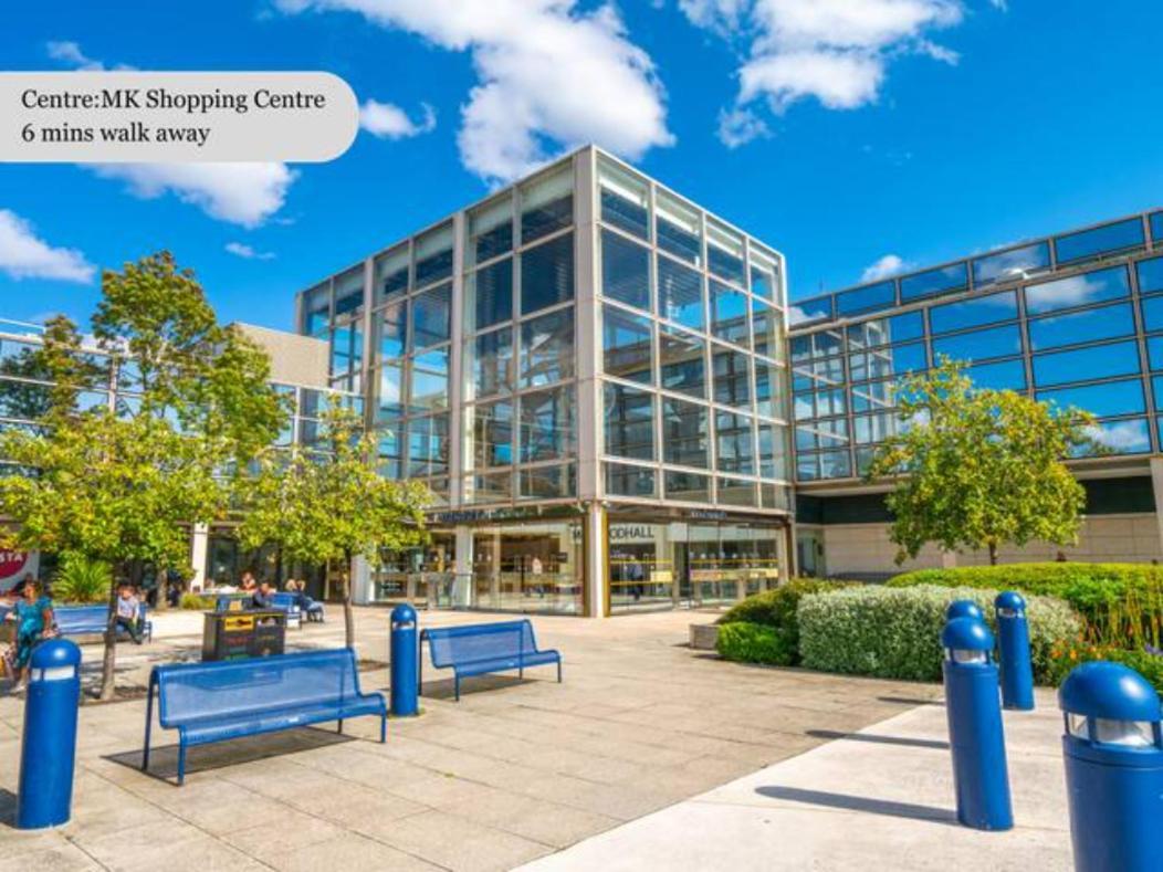 Luxury Campbell Park Apartments: Central MK Balcony Stay Milton Keynes Exterior photo